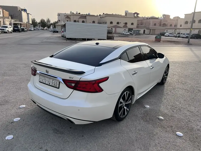Nissan Maxima 2017