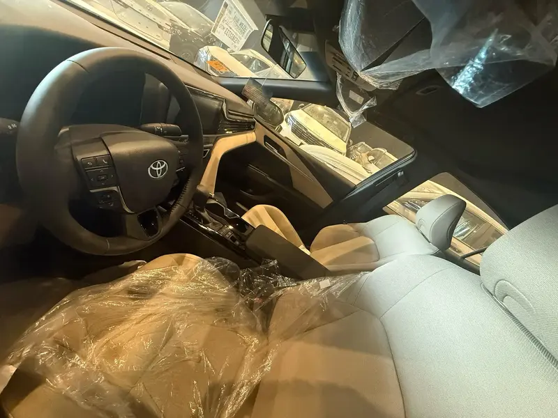 Toyota Camry 2025