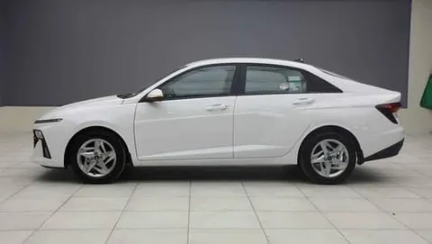 Discover undefined undefined Exterior Interior Images.Find all aspects and details of cars.