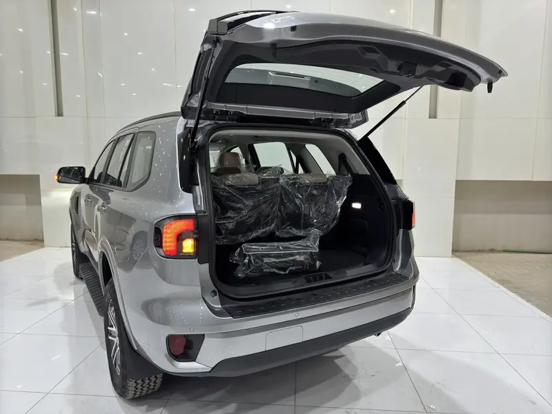 Ford EVEREST 2024
