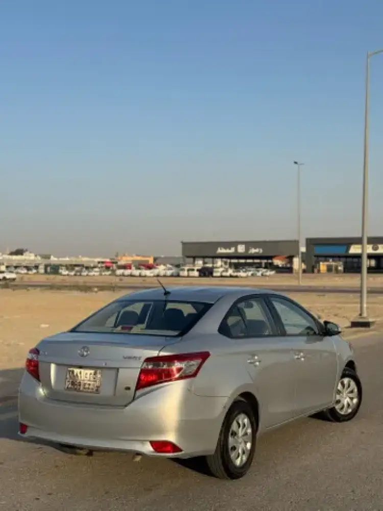 toyota toyota-yaris image Toyota Yaris 2016