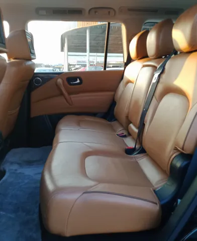 Nissan Patrol 5.6L SE Platinum 2014