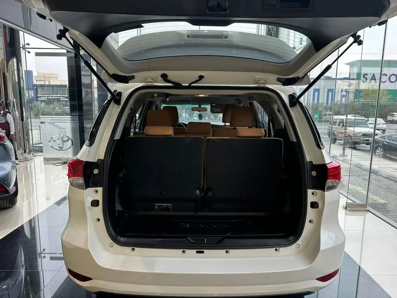 Toyota Fortuner 2022
