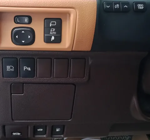 Lexus ES 350 4 door 3.5L 2017