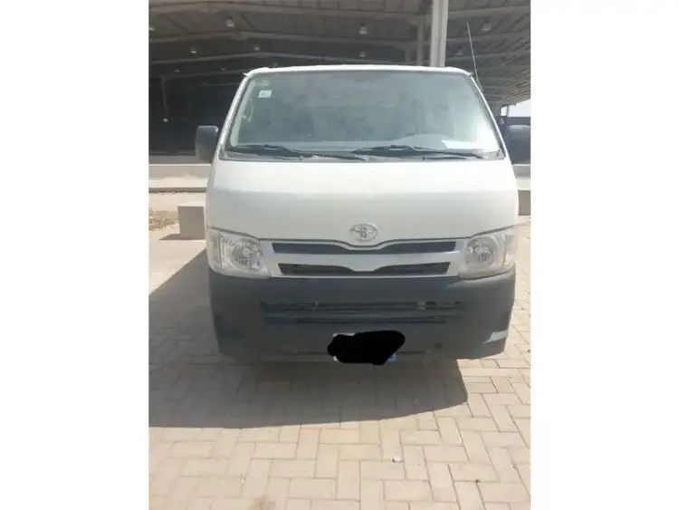 toyota hiace image Toyota Hiace 2013