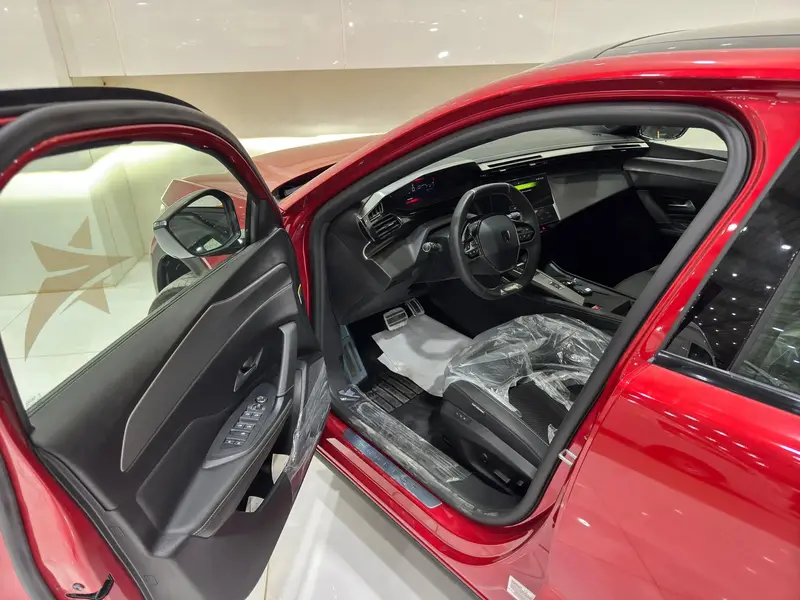 Peugeot 408 2024