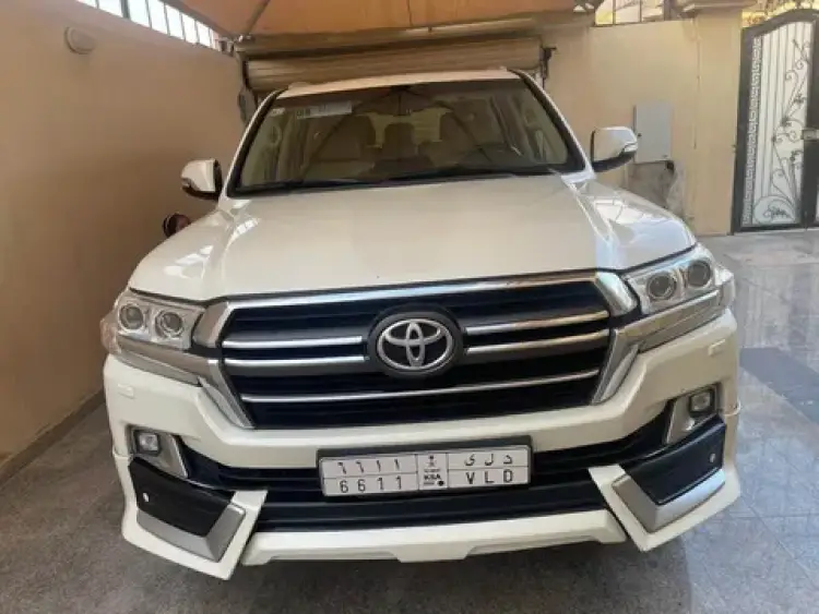 toyota toyota-land-cruiser image Toyota Land Cruiser 2020