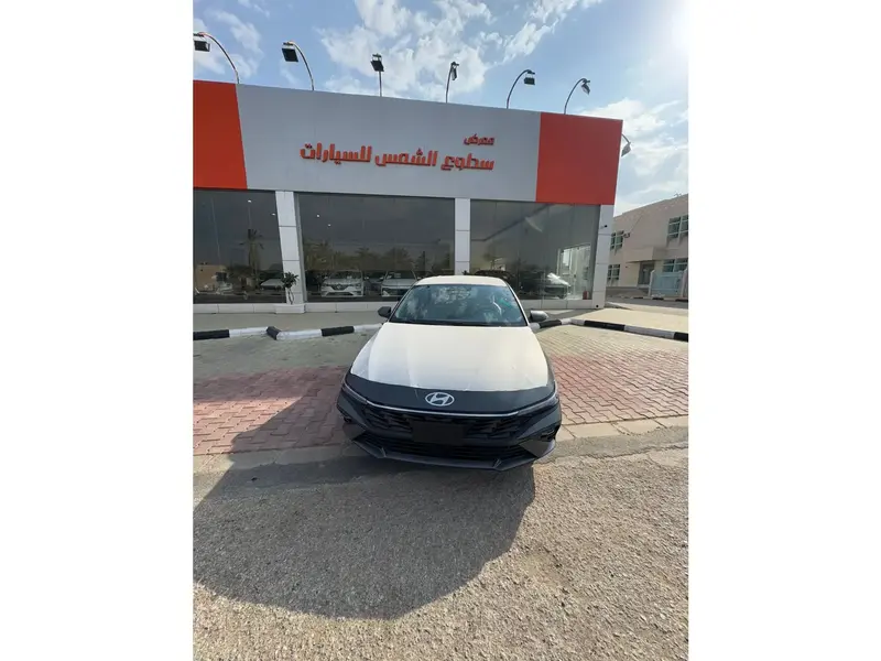 Hyundai Elantra 2025