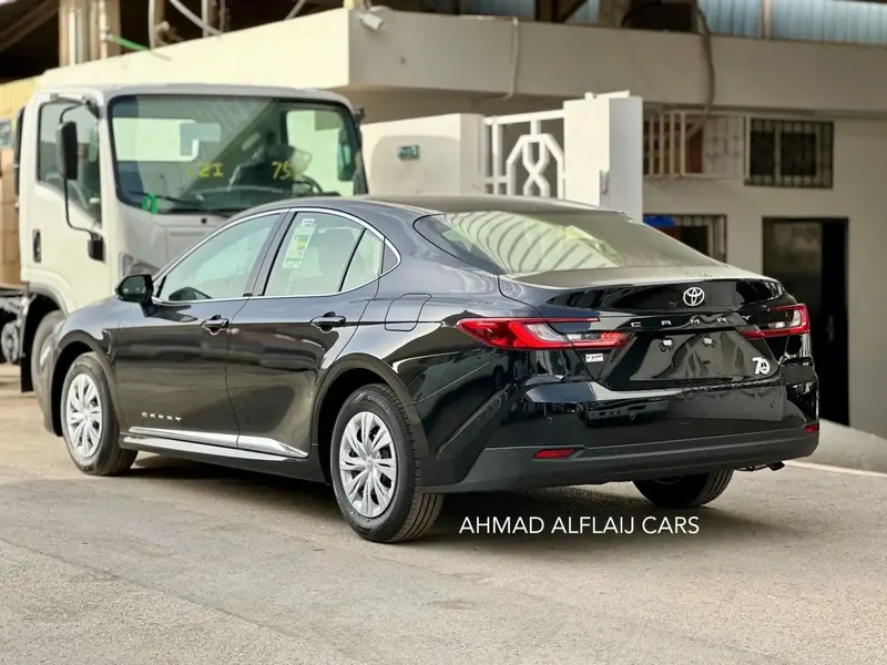 Toyota Camry 2025