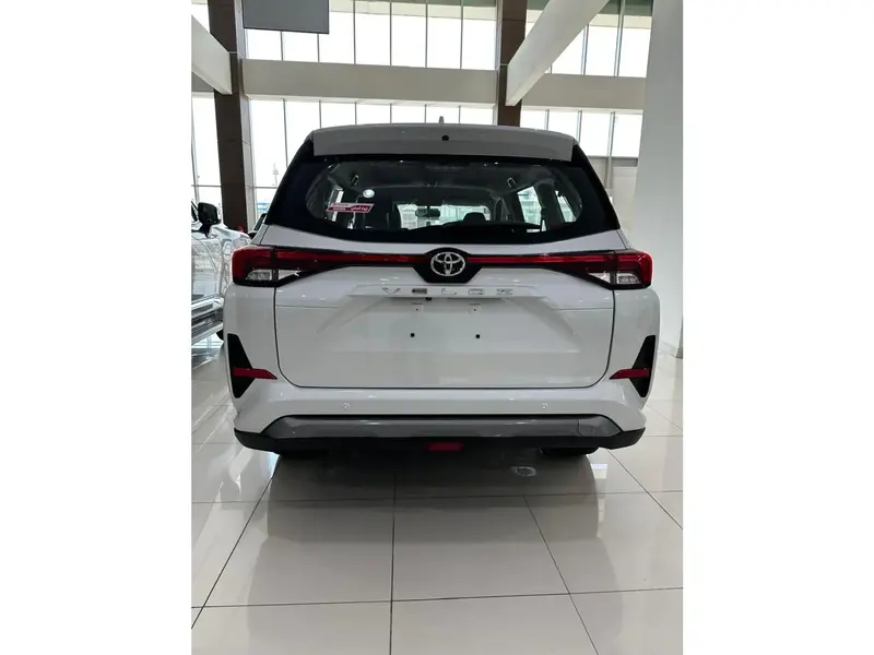Toyota VELOZ 2025