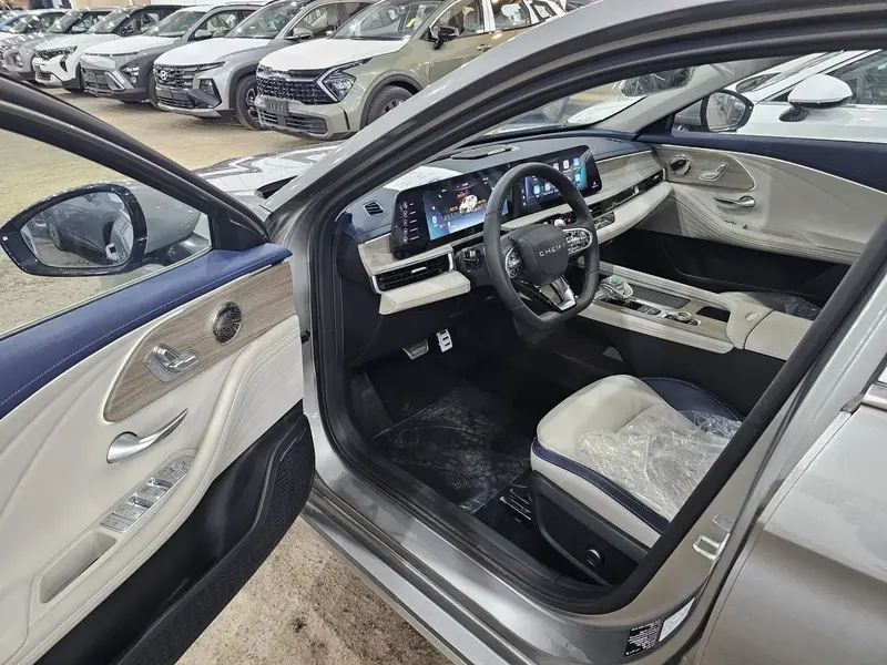 Chery Arrizo 8 Pro 2025