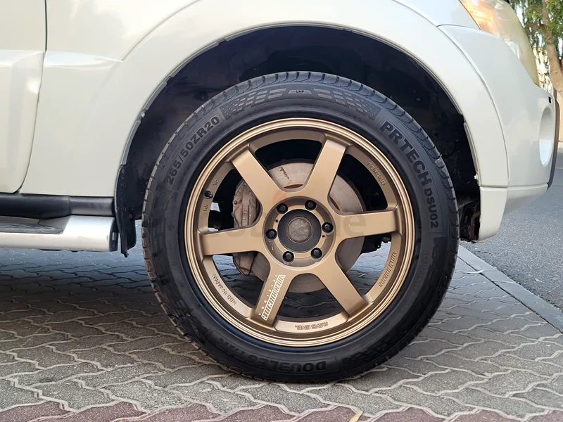 Mitsubishi Pajero 2010