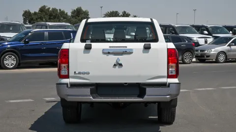 Discover undefined undefined Exterior Interior Images.Find all aspects and details of cars.