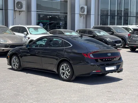 Discover undefined undefined Exterior Interior Images.Find all aspects and details of cars.