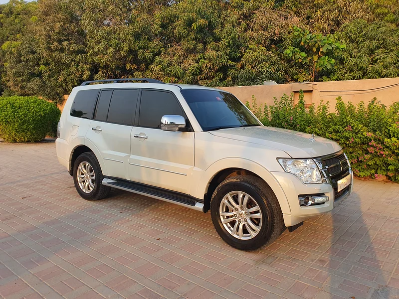 Mitsubishi Pajero 2025