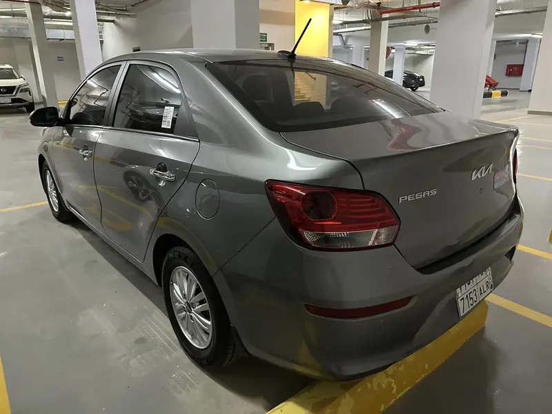 Discover undefined undefined Exterior Interior Images.Find all aspects and details of cars.