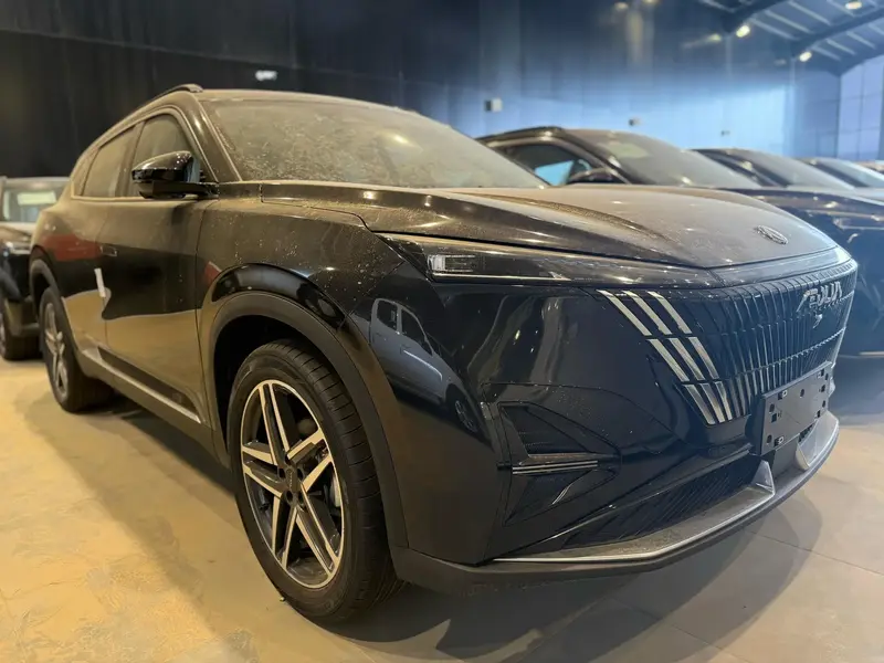 Discover undefined undefined Exterior Interior Images.Find all aspects and details of cars.