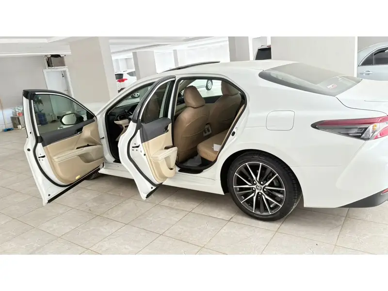 Toyota Camry 2022