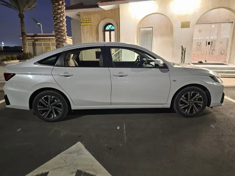Toyota Yaris 2023
