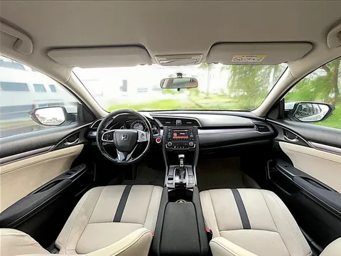 Honda Civic 1.6L EXi 2017