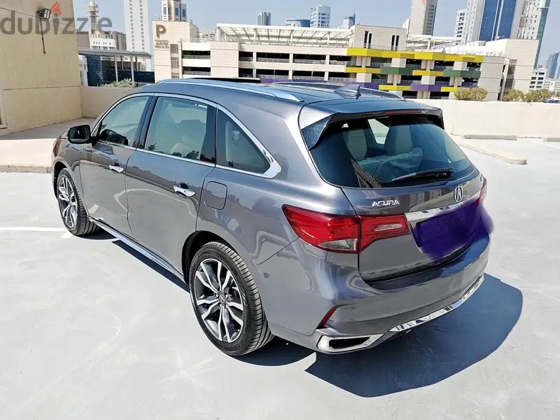 أكيورا MDX 2020