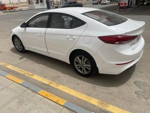 Hyundai Elantra 2017