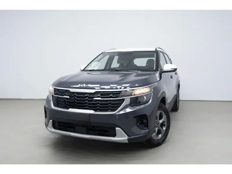 Discover undefined undefined Exterior Interior Images.Find all aspects and details of cars.