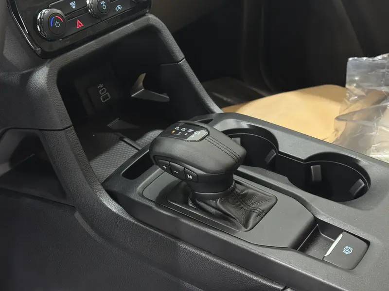 Ford EVEREST 2024