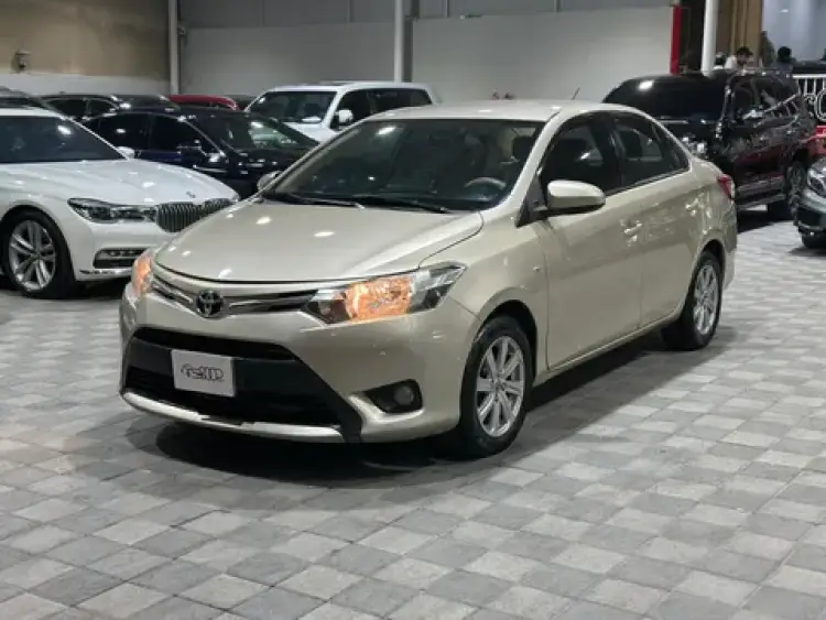 toyota toyota-yaris image Toyota Yaris 2015