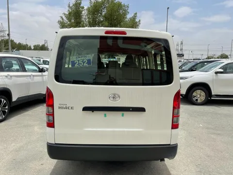 New Toyota Hiace 2.5L Commuter M/T 2024