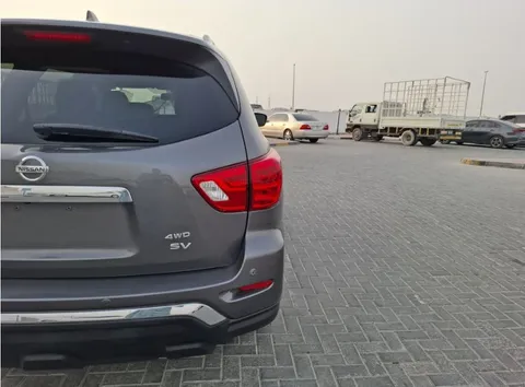 Nissan Pathfinder 3.5L S 4WD 2020