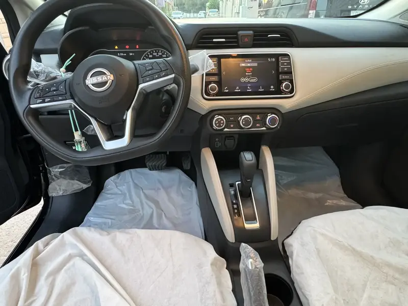 Nissan Sunny 2024