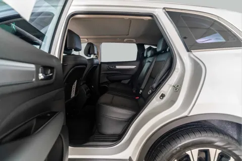 Renault Koleos 2.5L SE 2024