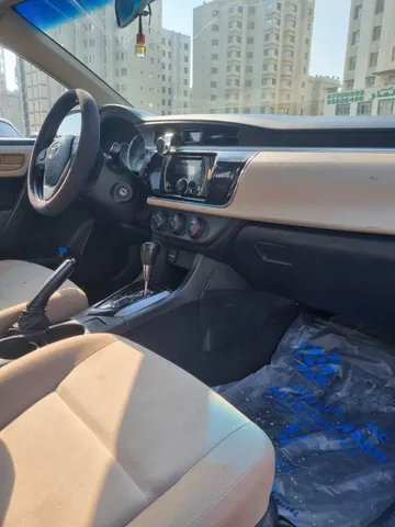 استكشف undefined undefined الصور الخارجية والداخلية. اكتشف جميع جوانب وتفاصيل السيارات.