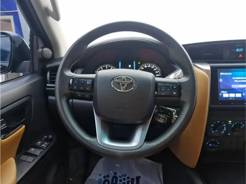Discover undefined undefined Exterior Interior Images.Find all aspects and details of cars.