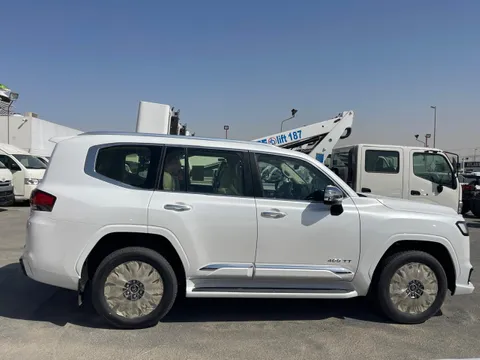 New Toyota Land Cruiser 3.5T VXR 2025