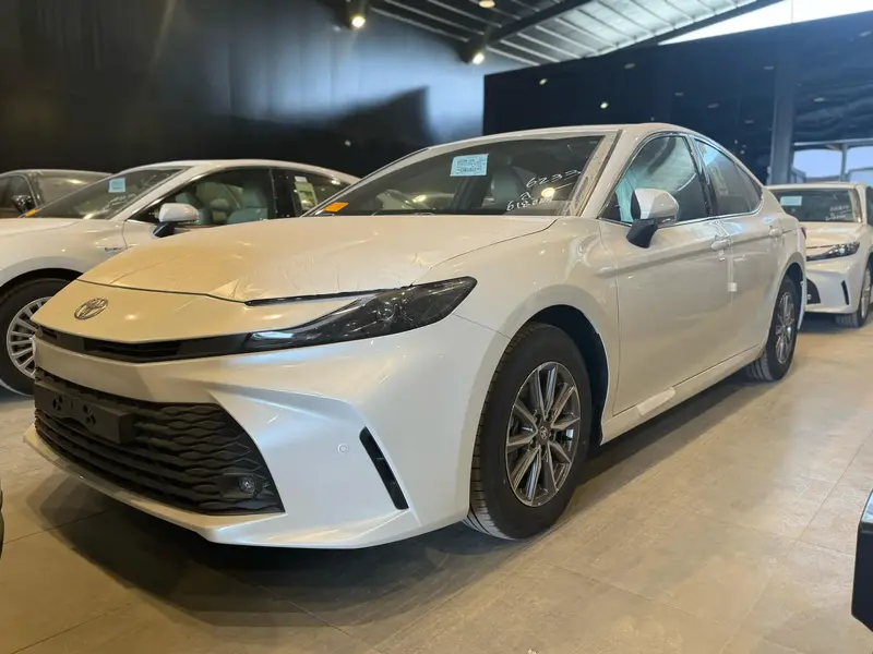 Toyota Camry 2025