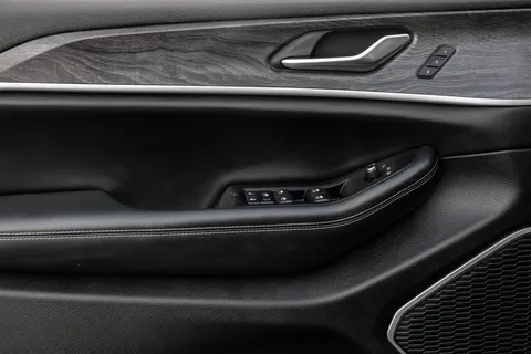 Jeep Grand Cherokee 2023