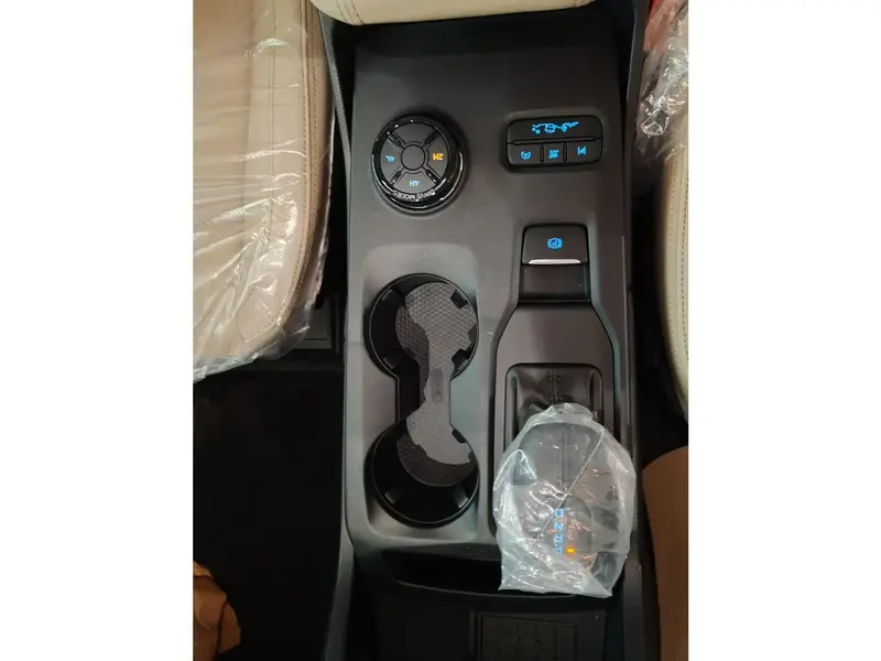 Ford EVEREST 2025
