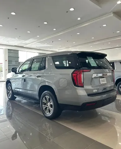 New GMC Yukon SLE 2024