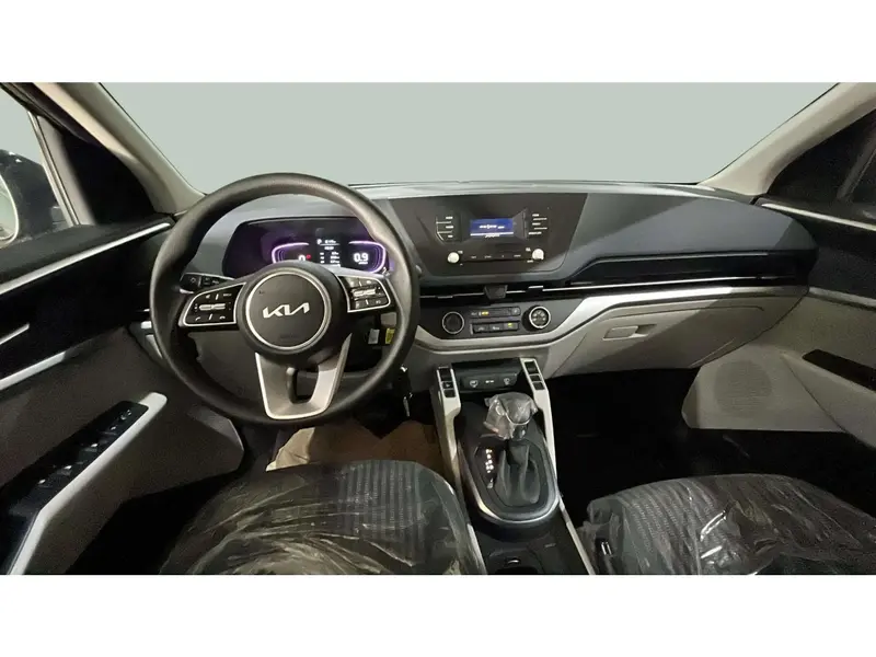 KIA Carens 2024