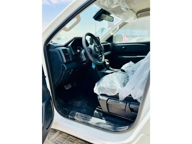 Mitsubishi L200 2024