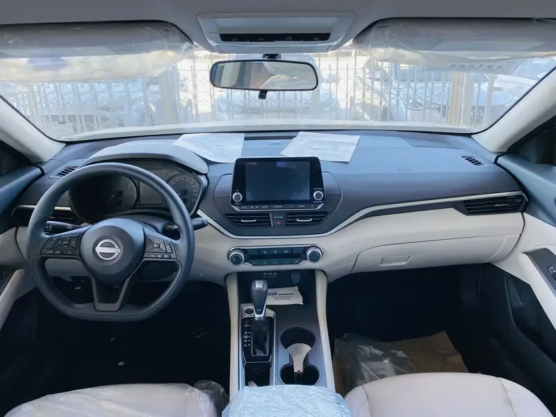 Nissan Altima 2024