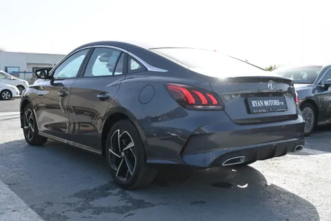 Discover undefined undefined Exterior Interior Images.Find all aspects and details of cars.
