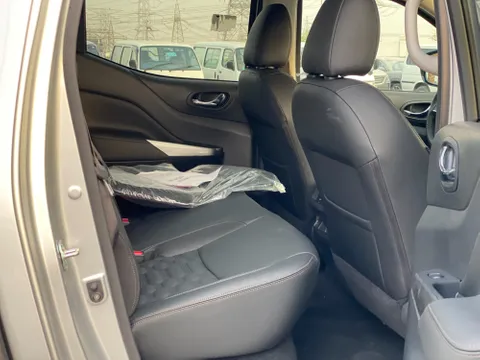 New Nissan Navara 2025