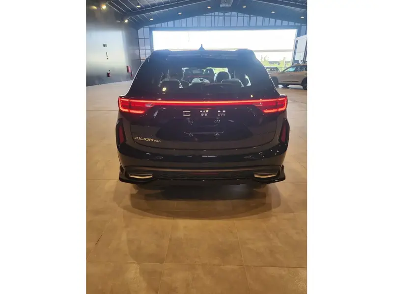Discover undefined undefined Exterior Interior Images.Find all aspects and details of cars.