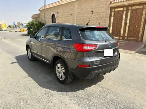 Discover undefined undefined Exterior Interior Images.Find all aspects and details of cars.