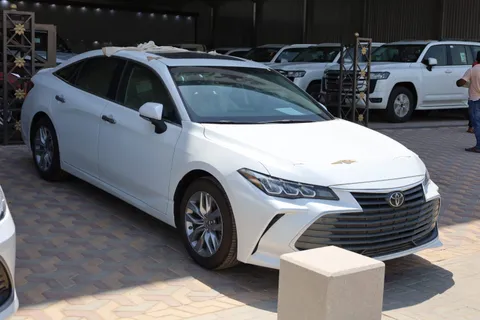 Discover undefined undefined Exterior Interior Images.Find all aspects and details of cars.