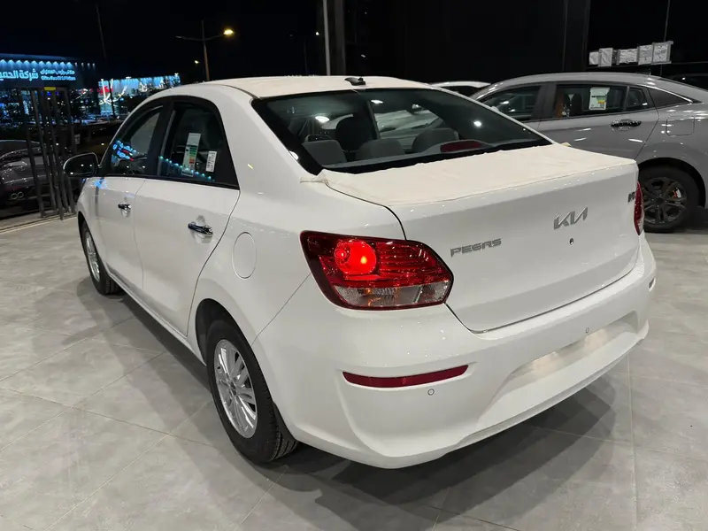 KIA Pegas 2025
