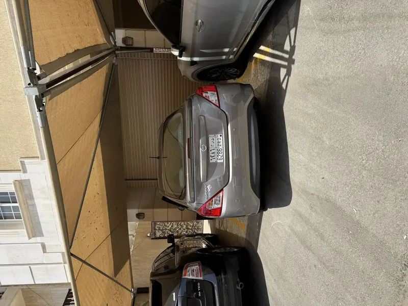 Nissan Sunny 2018